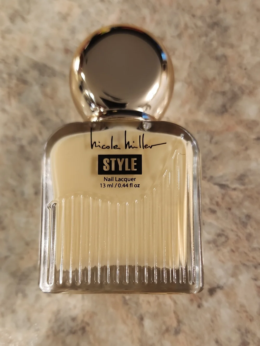 Nicole Miller Style Nail Lacquer - Soft Lemon Cream - NEW